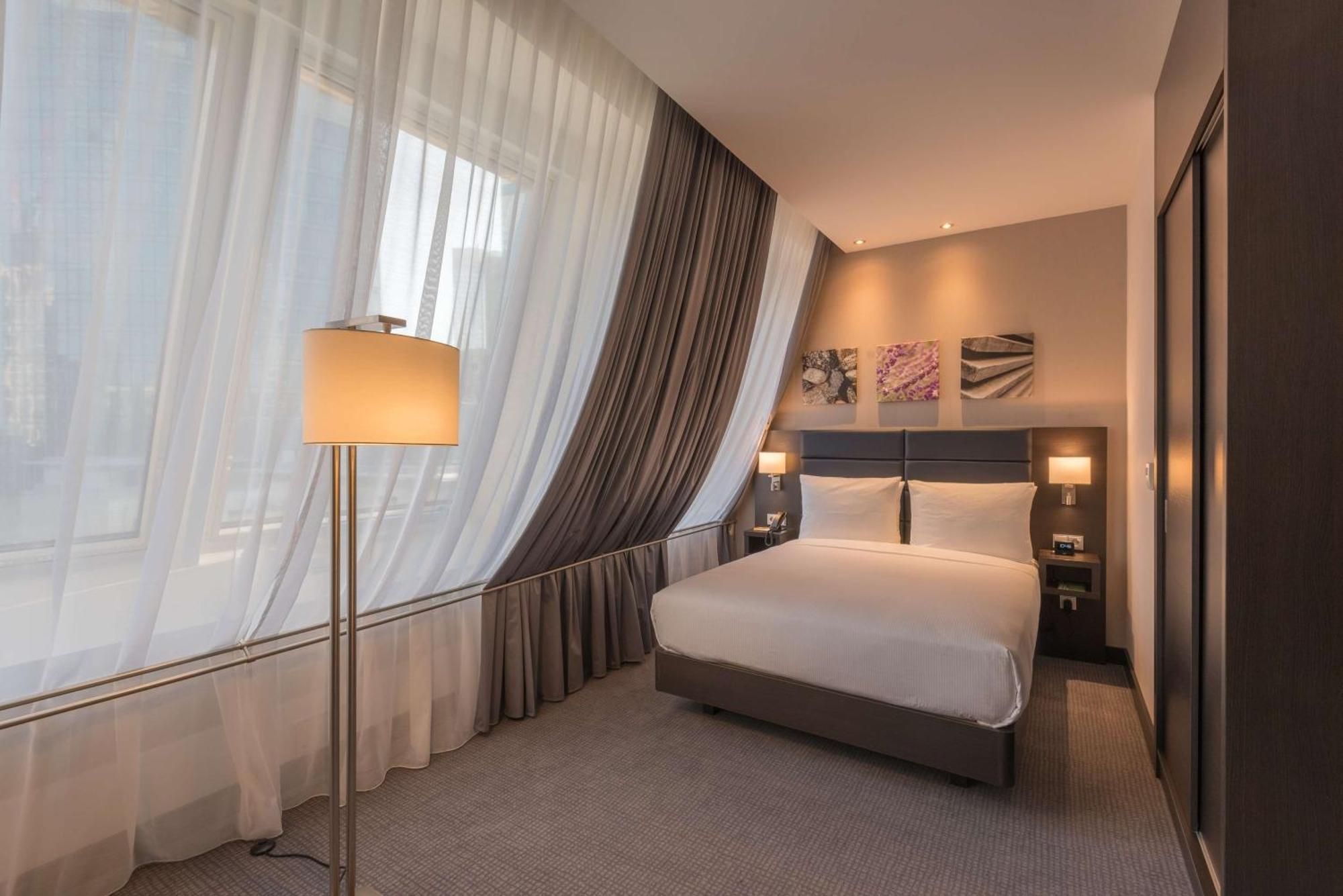 פרנקפורט Hilton Garden Inn Frankfurt City Centre מראה חיצוני תמונה