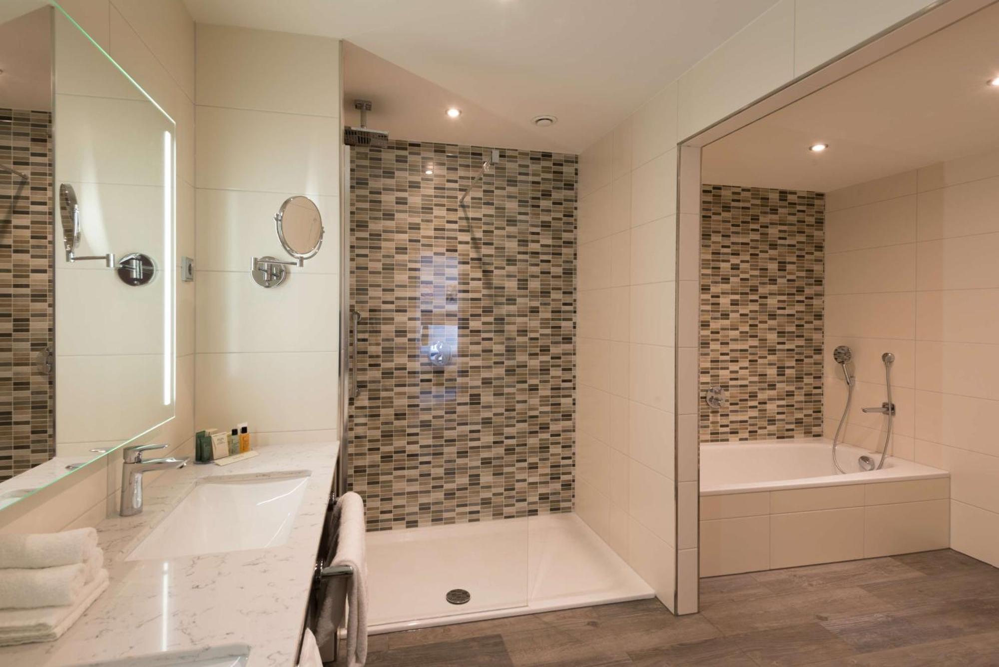 פרנקפורט Hilton Garden Inn Frankfurt City Centre מראה חיצוני תמונה