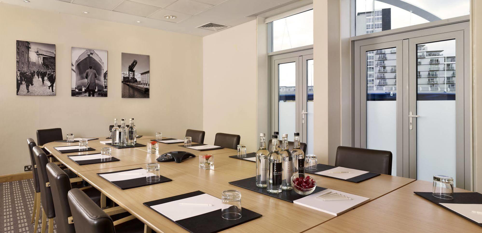 פרנקפורט Hilton Garden Inn Frankfurt City Centre מראה חיצוני תמונה